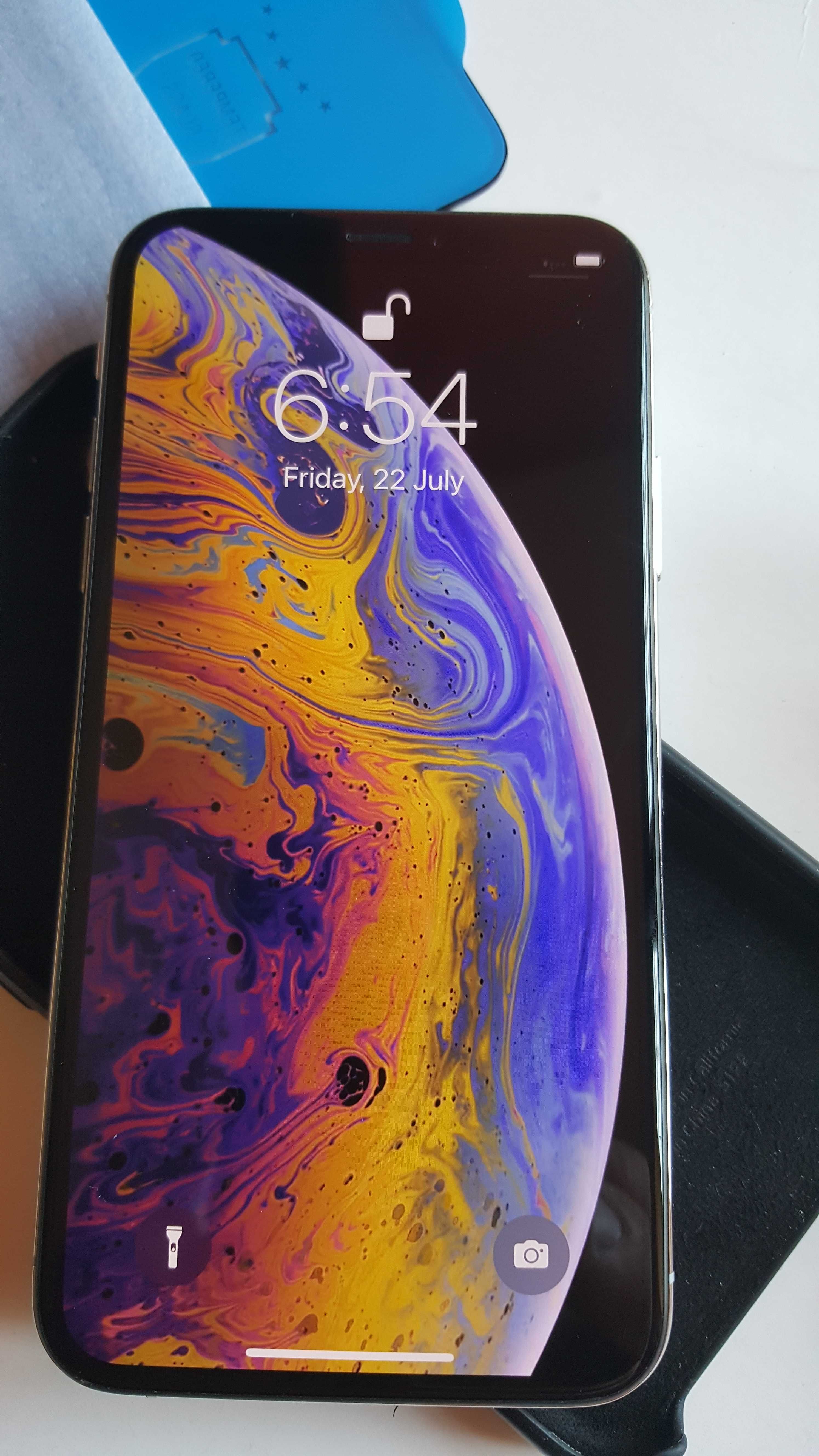 Iphone XS 64 Бял Като нов!