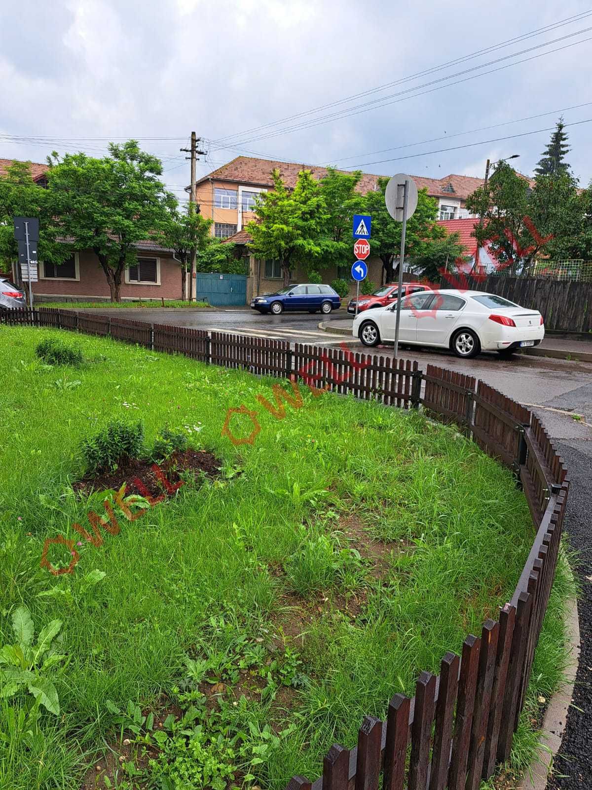 Apartament cu trei camere situat la parter, pe strada Hărniciei