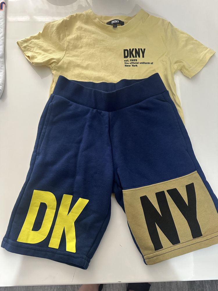 Лот DKNY за момче