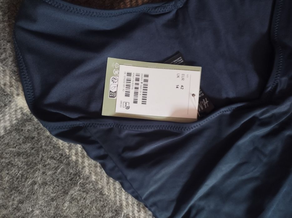Цял бански от H&M