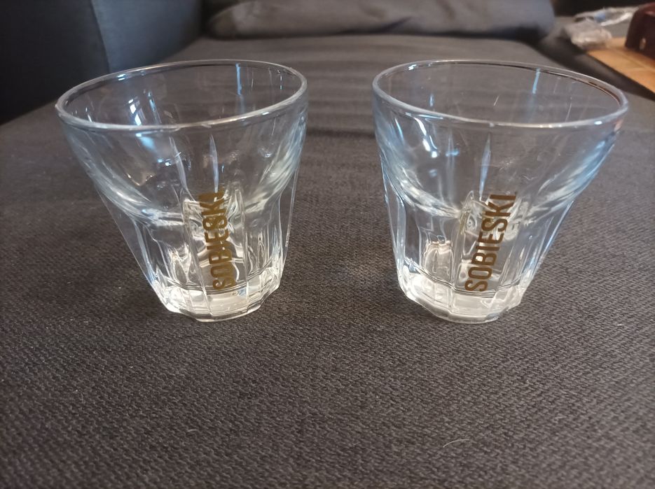 Маркови чаши за водка