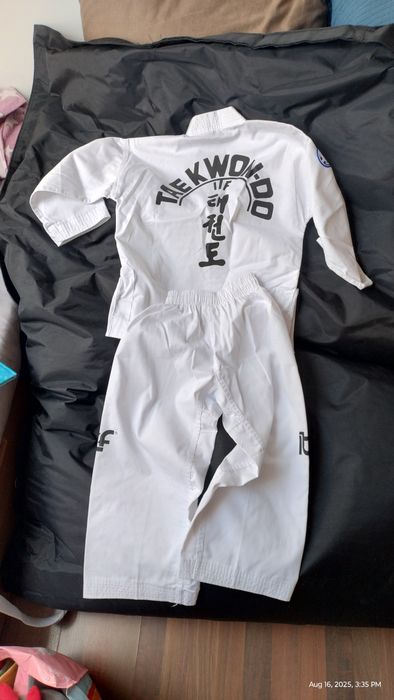 Детски добок на Центр. полицейски клуб, НСУ
Таекуон-До клуб