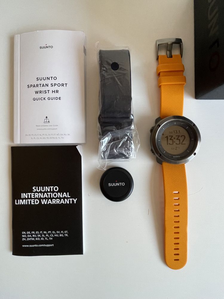 SUUNTO traverse smart часовник