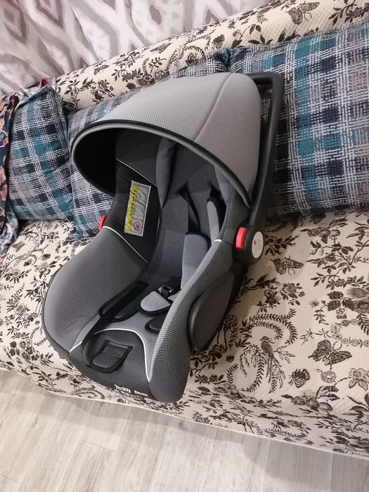 Продам детское авто кресло