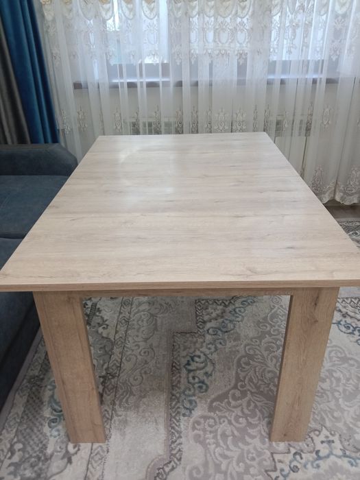 Продается стол для кухни