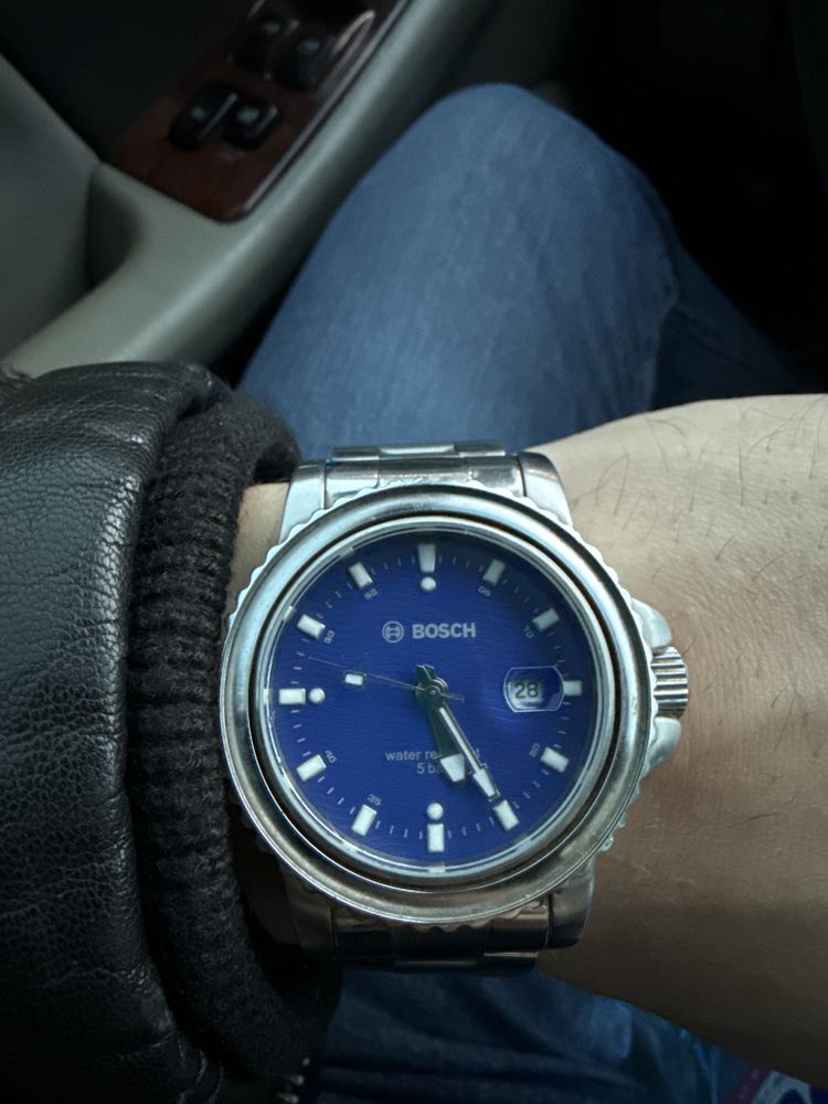 Часовници, Omega, Seiko, Orient, Citizen, Rolex, P. Hiwitt, Fossil, DG