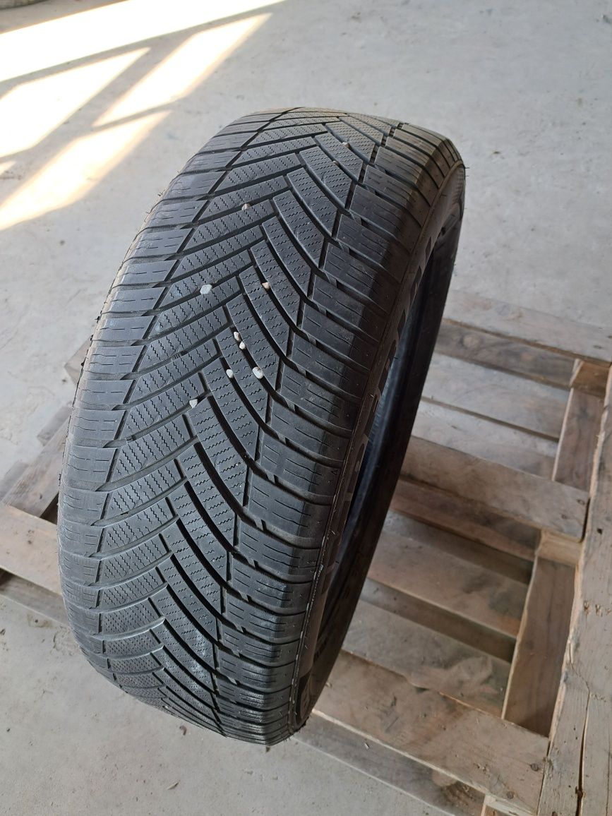 1 anvelopă Allseason 235 60 r18 Imperial
