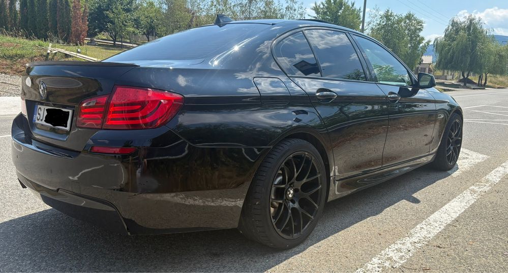 Bmw seria 5 f10 520d M pachet