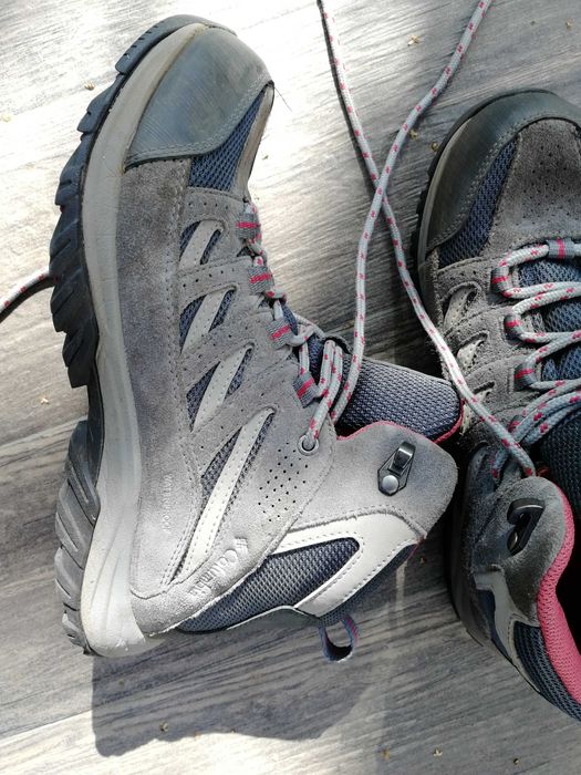 Bocanci impermeabili Columbia Crestwood Mid 40 dama