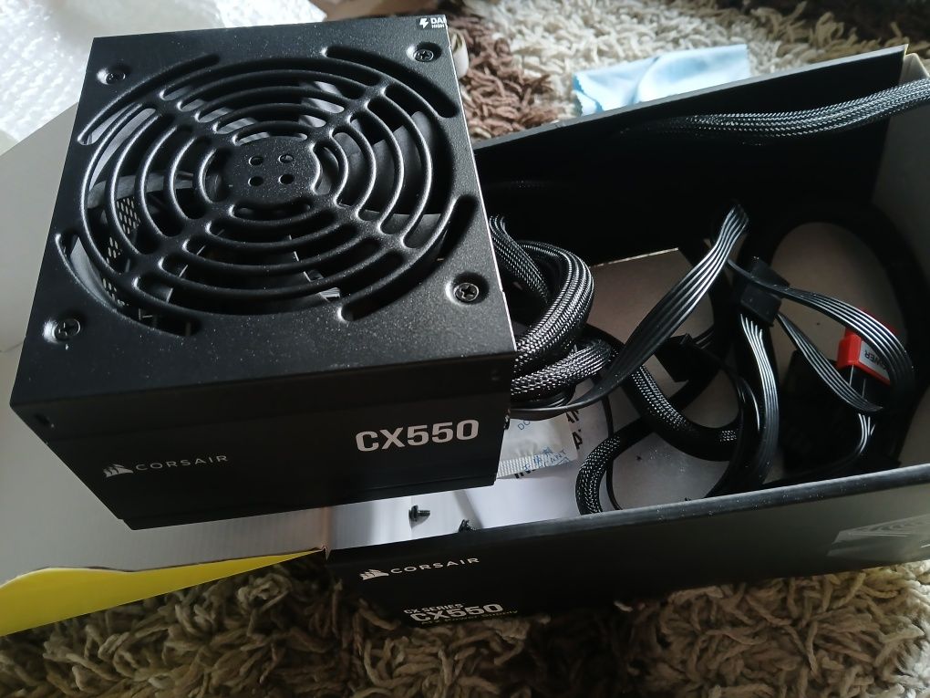 Sursa Corsair cx550 w