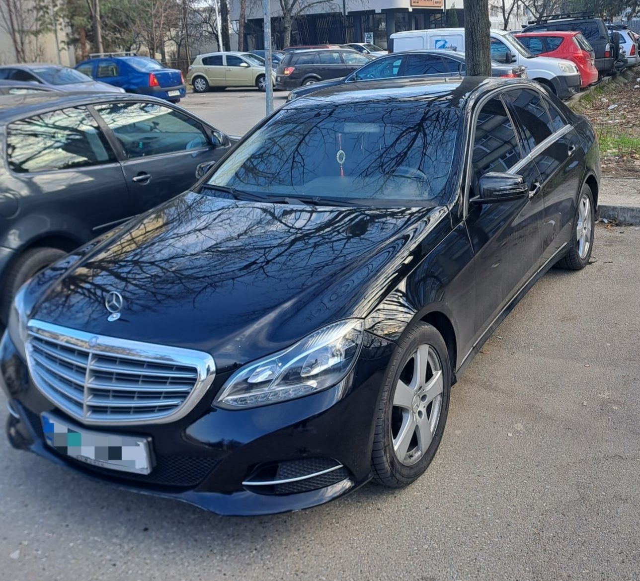 Vând Mercedes E200 W212 Facelift