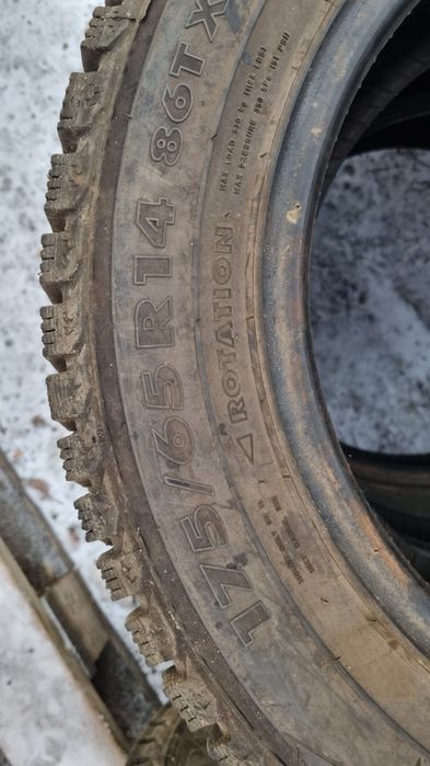 Продам зимние шины