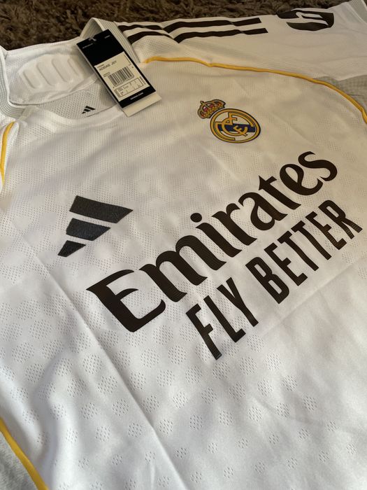 Оригинална тениска Real Madrid 25/26 размер М,Л,ХЛ