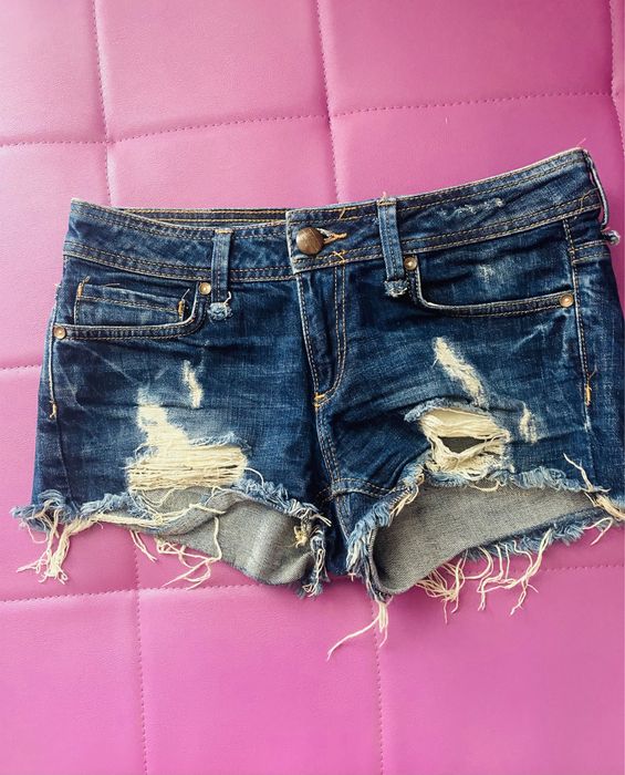 Pantaloni scurti de blugi, BERSHKA, marimea 34