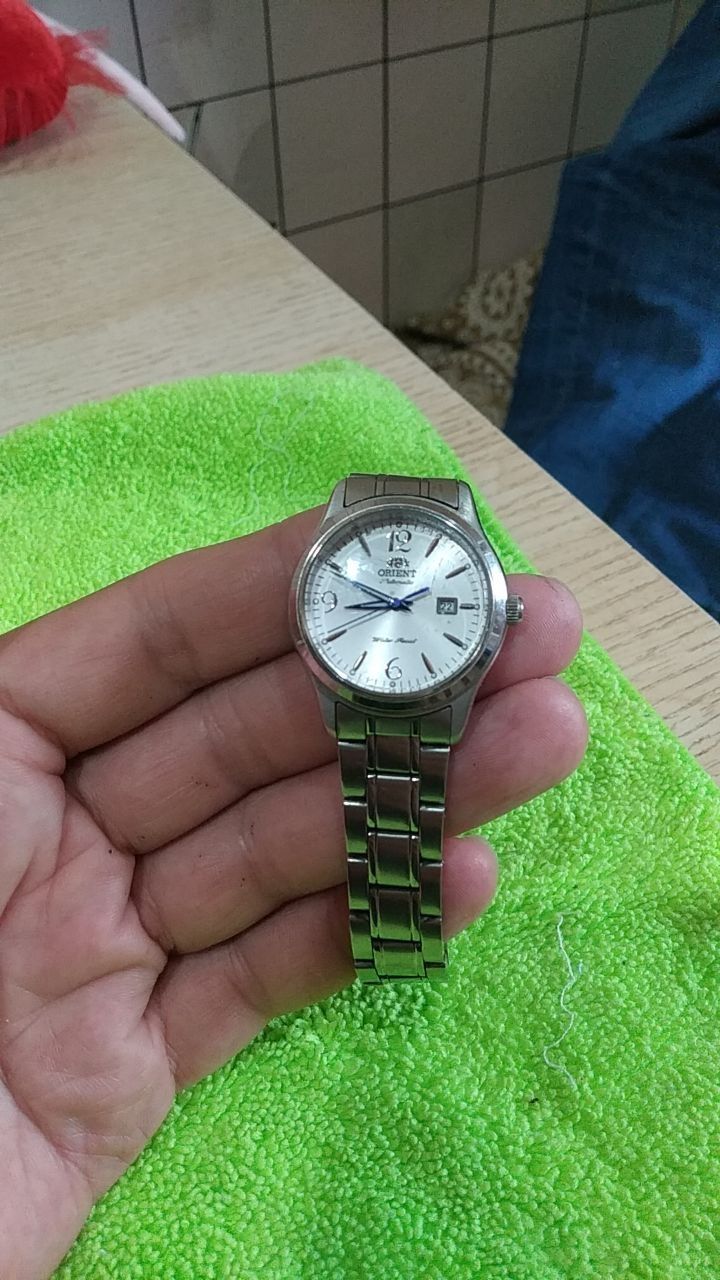 Продам часы Orient