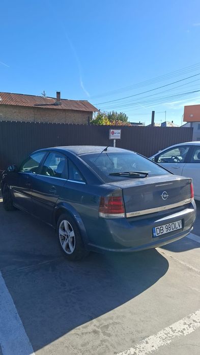 Dezmembrez opel vectra