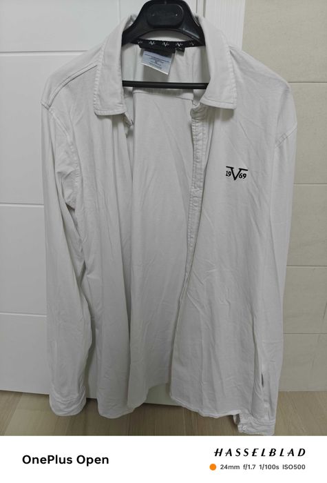 Vand camasa originala Versace jeans, marimea L, ca noua!