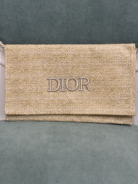 Dior сламена чанта