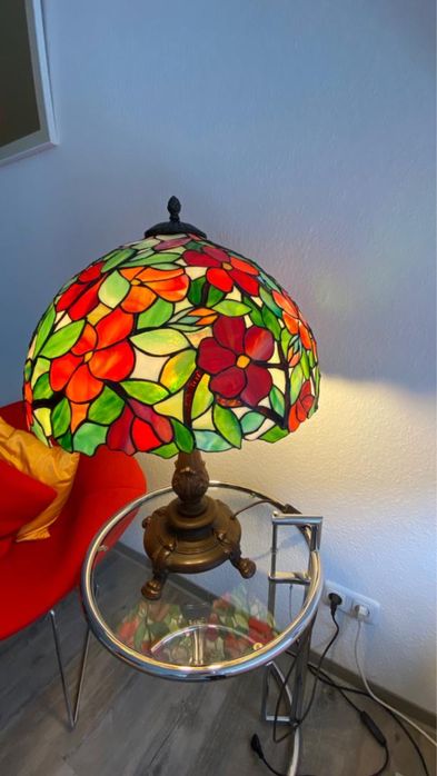 Veioza Tiffany lampa