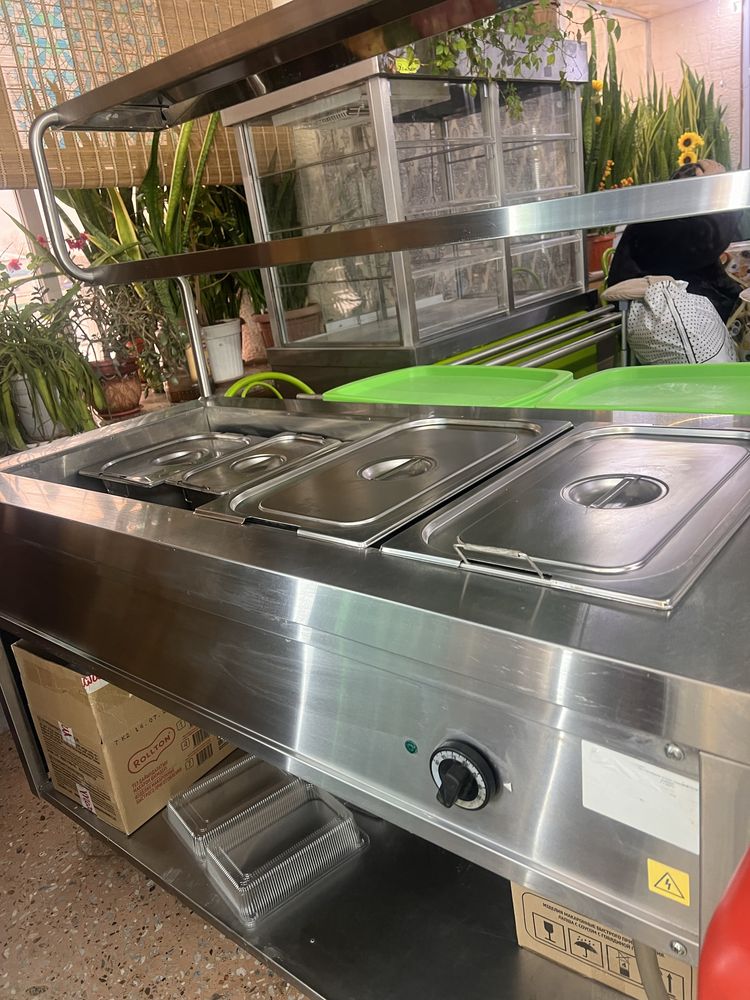 Продам раздачу в столовую .