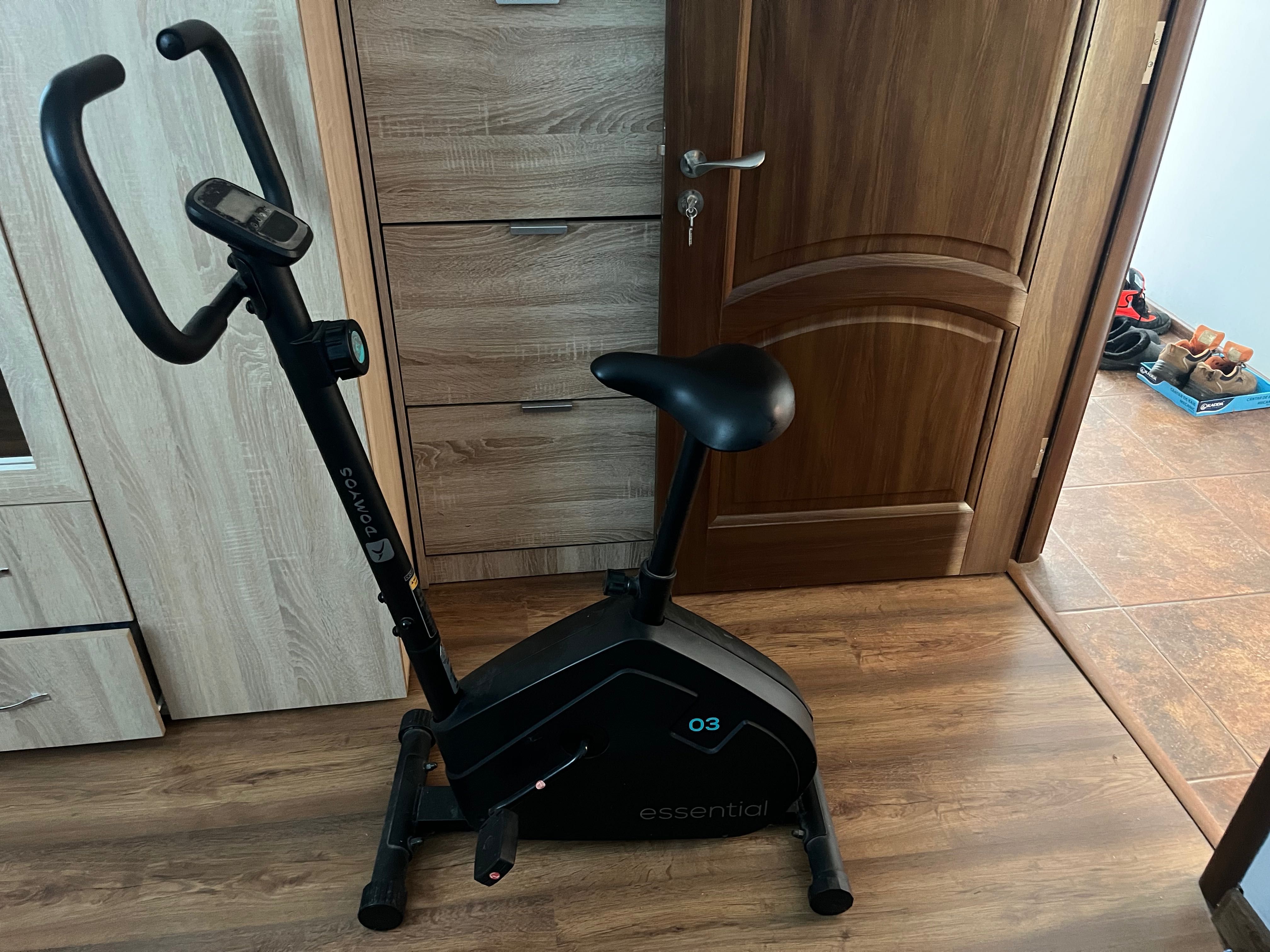 Bicicleta fitness Domyos Essential 03