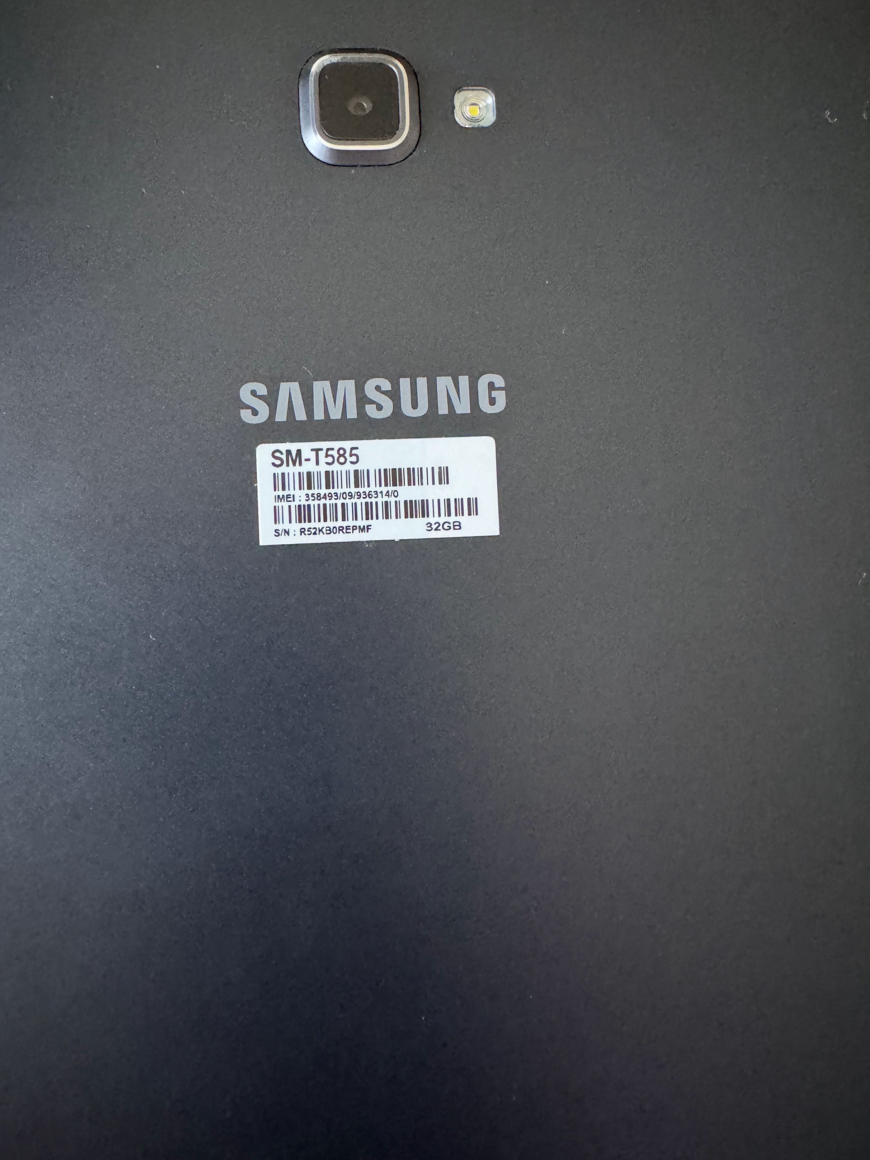 Таблет SAMSUNG Tab A 10.1 много запазен