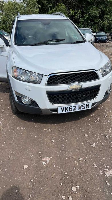Dezmembrez chevrolet captiva 2.2cdti cod LNQ,Z22D1 FARURI XENON