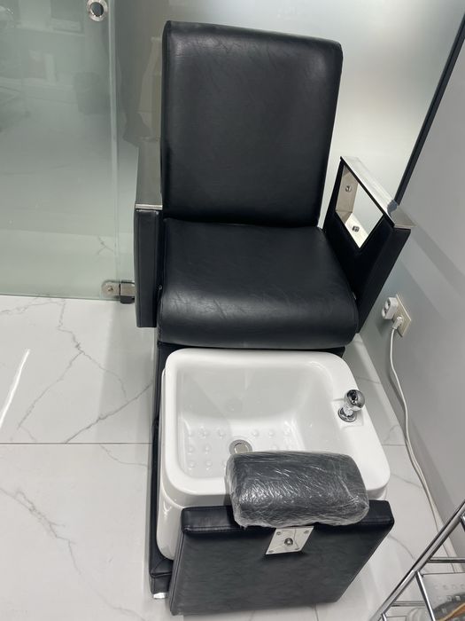 Продам педикюрное кресло