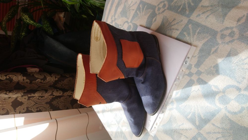 БОТИ дънкови с кожа, Български, Красиви,Оригинални.НЕобувани,ЧистоНови