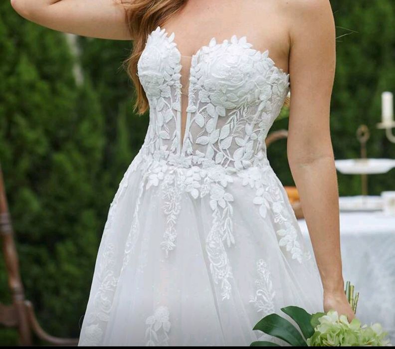 Булчинска рокля корсет