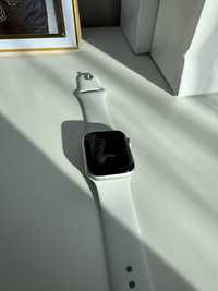 apple watch 5 40mm silver aluminum