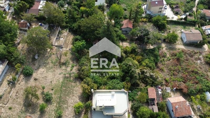 Ексклузивен, урегулиран поземлен имот за продажба, с морска панорама,