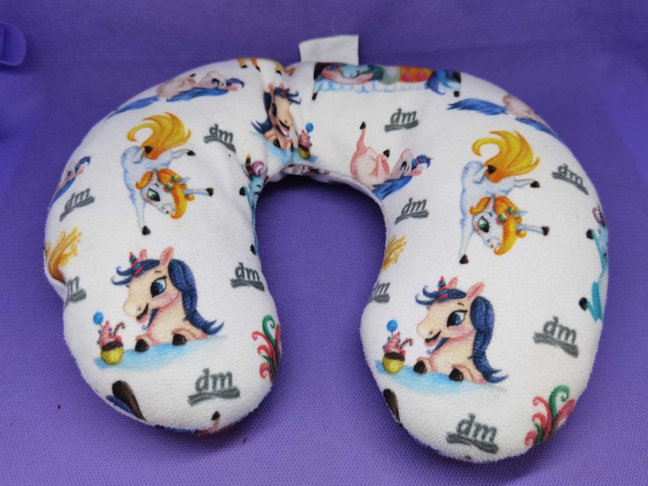 Мека възглавничка за дете за пътуване