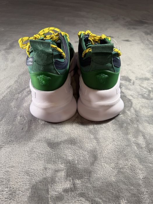 Versace Chain Reaction