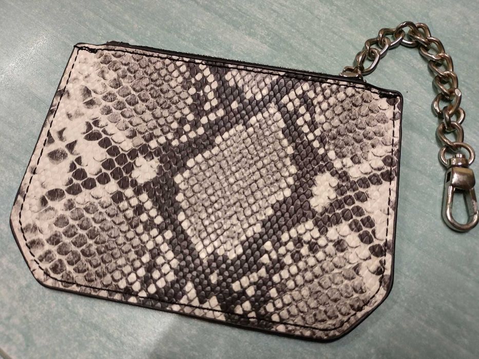 Оригинално дамско портмоне от Индонезия от естествена кожа