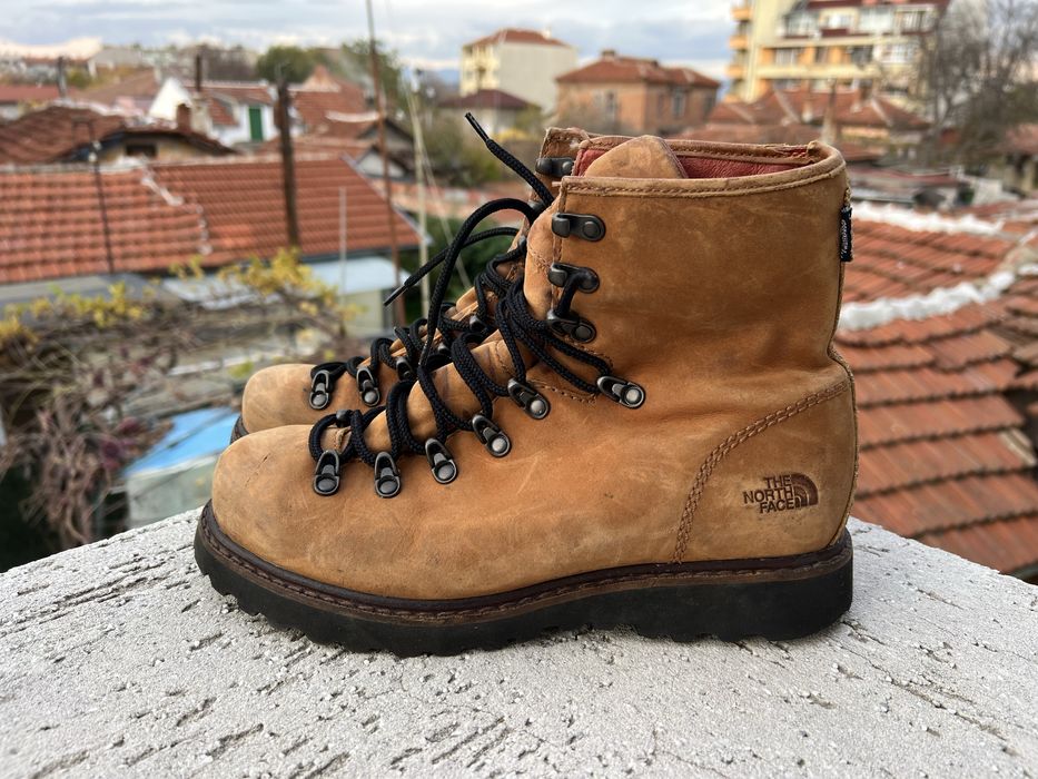 The North Face 42 Primaloft