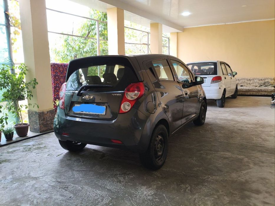 Srochno sotiladi spark 2018