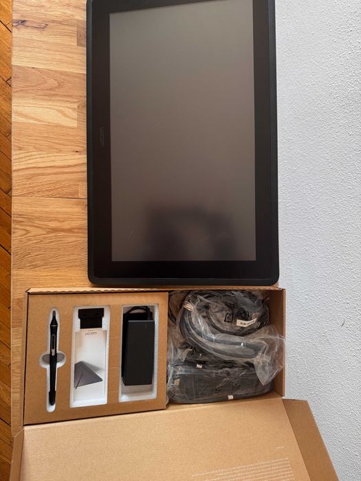 Tableta grafica Wacom Cintiq 22", Full HD