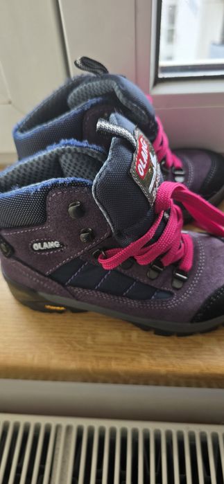 Vând ghete Olang 31