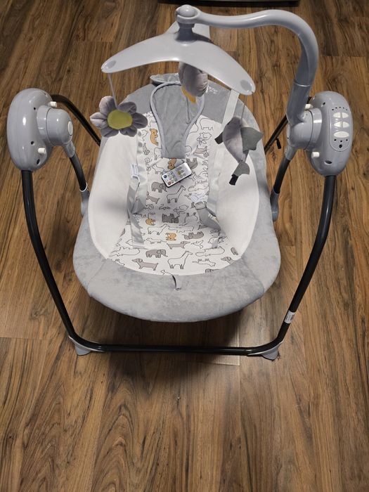 Електрическа бебешка люлка Moni