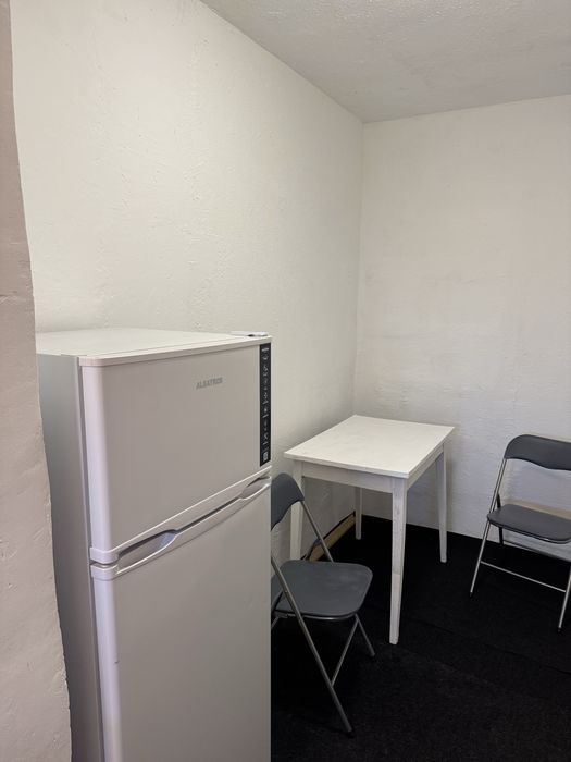 Inchiriez Garsoniera