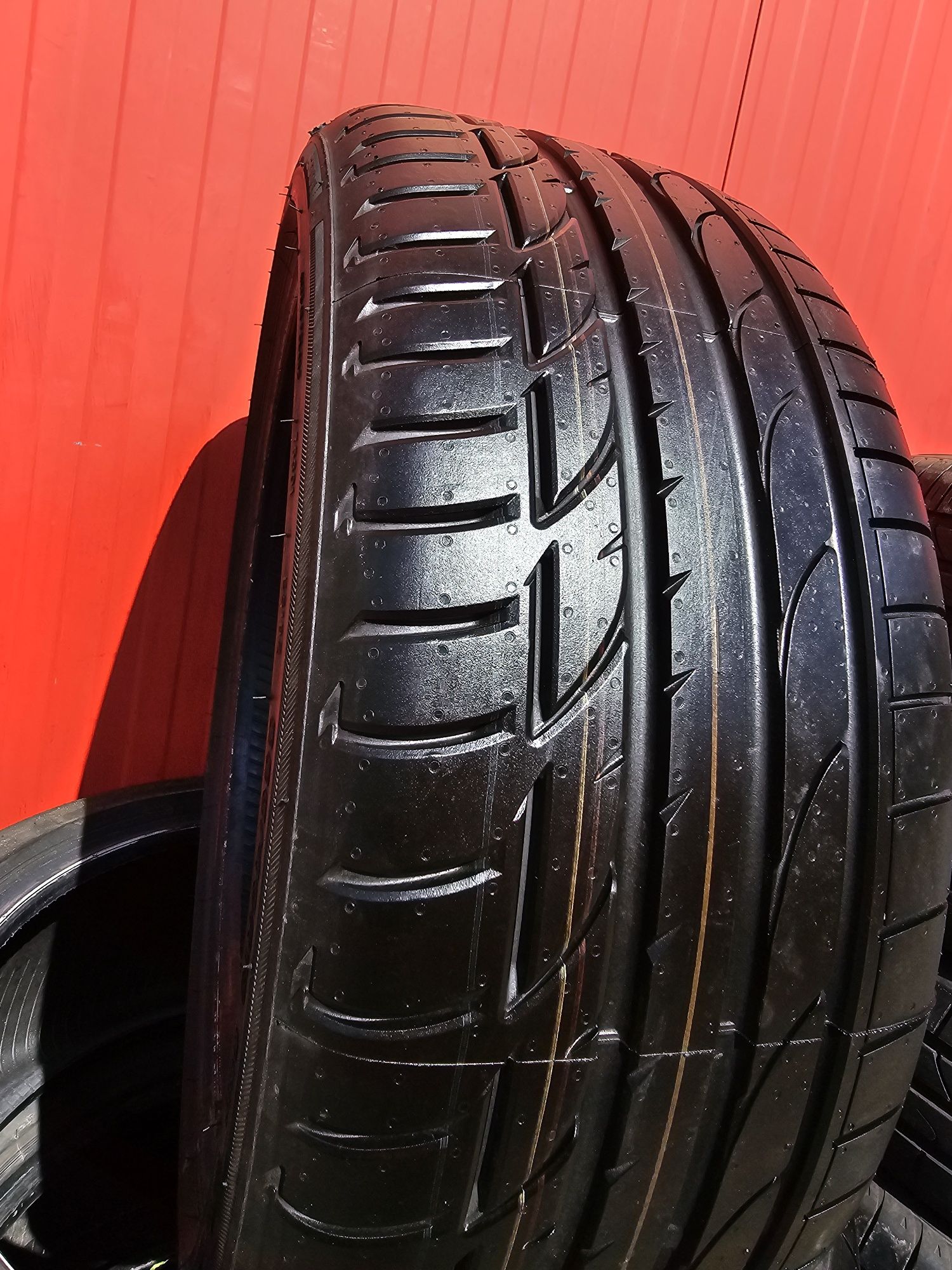 Нови летни гуми 225 40 19 4бр 225 35 19 4бр Bridgestone s001