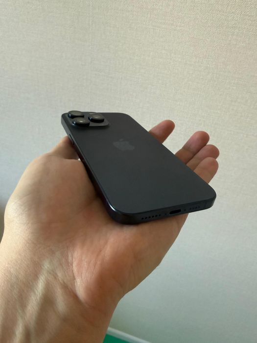 iPhone 15 Pro Max