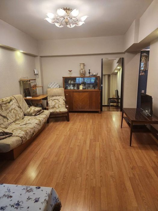 Аренда квартира на ЦУМ метро Космонавтов