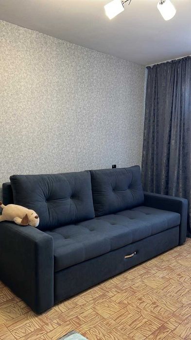 Продаю современный и удобный диван в отличном состоянии!