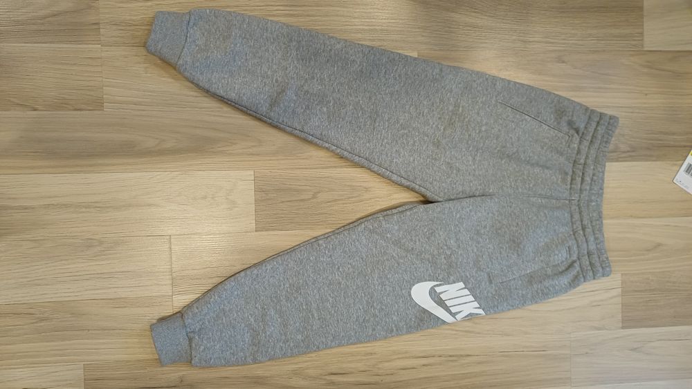 Nike спортно долнище
