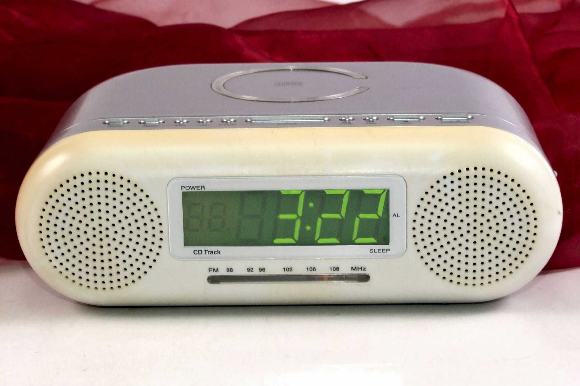 Radio stereo TCM cu ceas, unde ultrascurte, Made in Germany