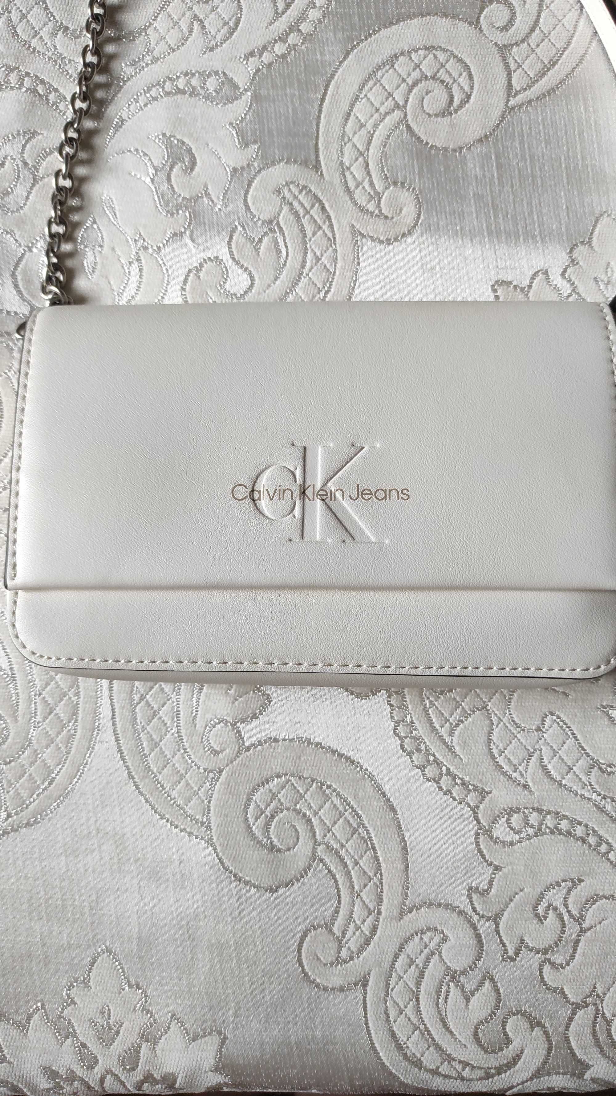 Дамска чанта Calvin Klein