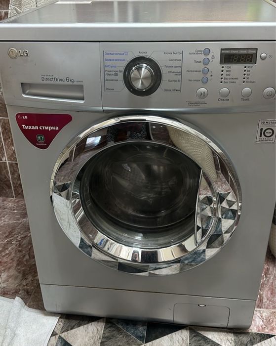 Продам стиральную машину Lg