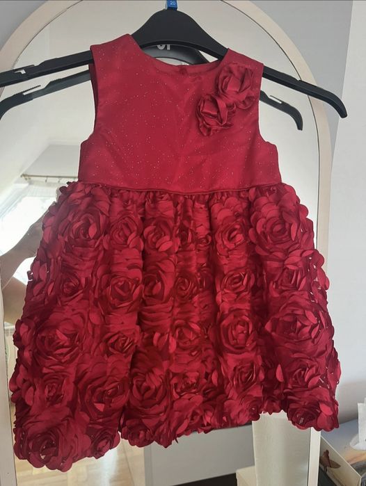 Rochie rosie marimea 18 luni